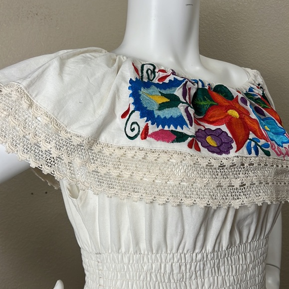 Mexican Embroidery Long Off Shoulders Dress NEW - Picture 4 of 8